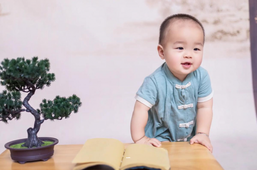 广州代怀供卵公司怀孕中期总是口渴